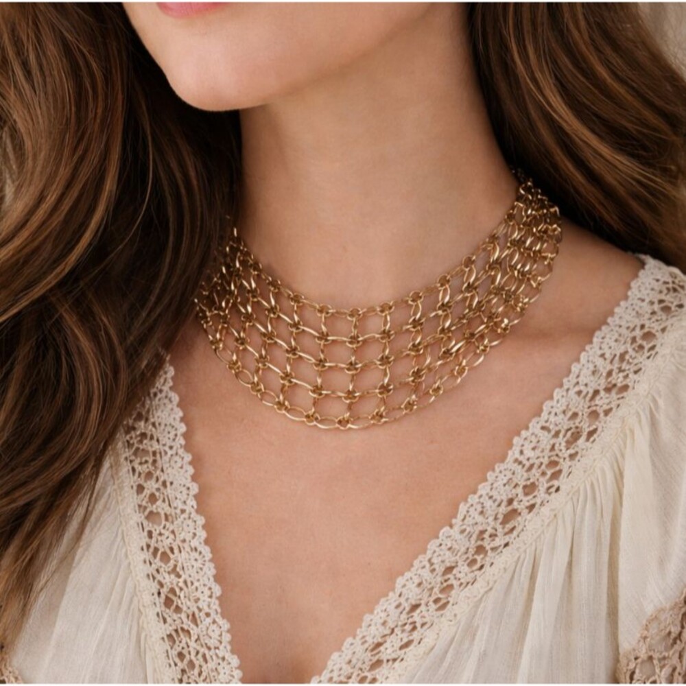 Vintage 1930s-60s faux Gold Chainmail Bib Necklace Draped Mesh Link Statement 18